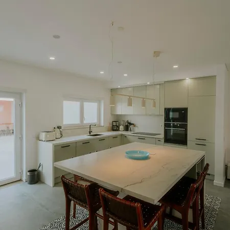 Feriehus 108 - Casa Sea Mountain Ferrel (Leiria)